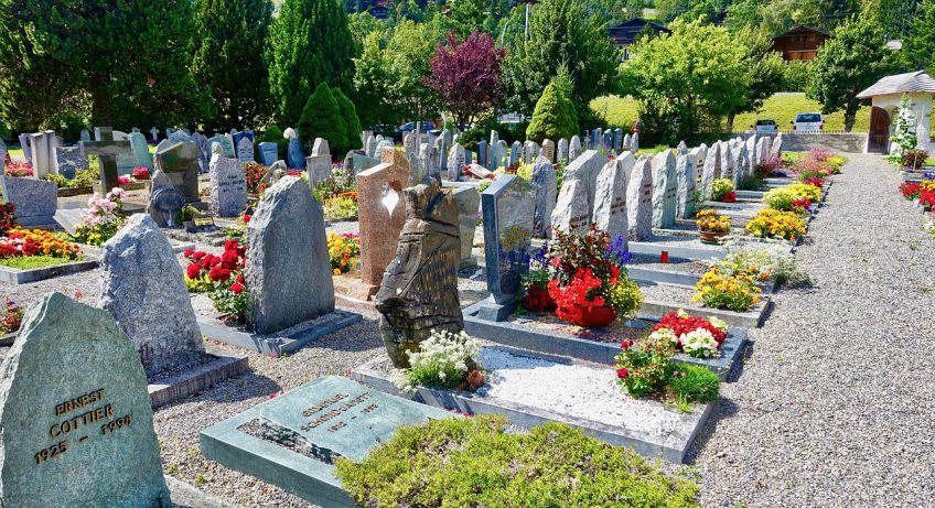 Canicules de 2026 : accompagner le deuil et créer un hommage personnel